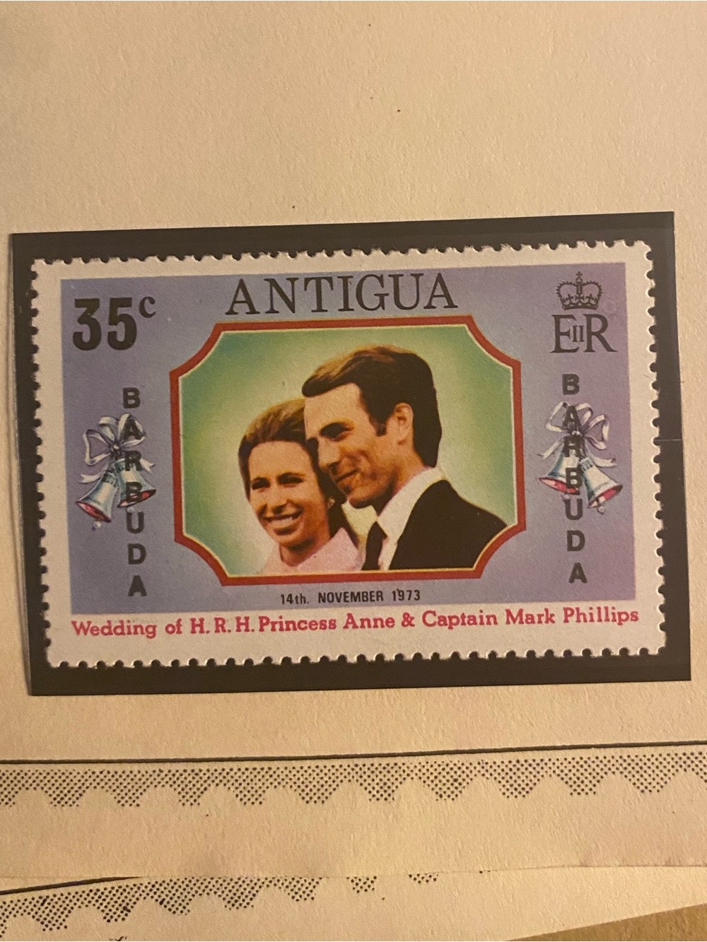 Antigua 35c Commemorative Royal Wedding Stamp - Lavender & Green